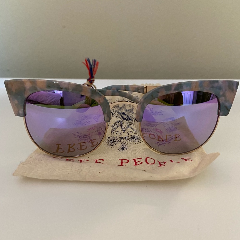 Free People Sunnies